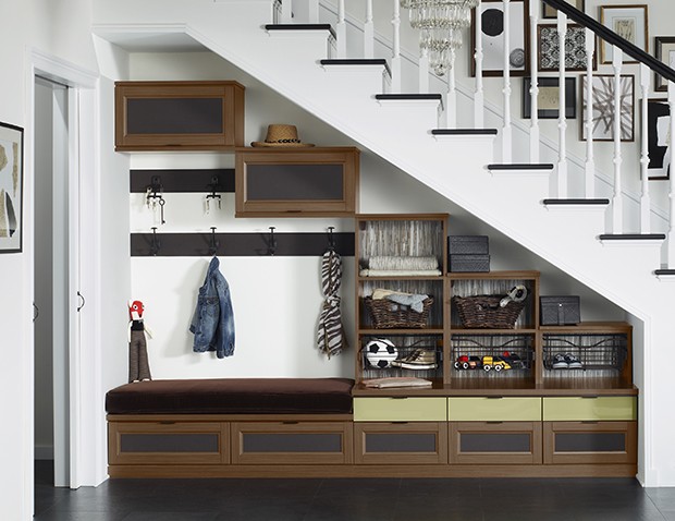 wardrobe staircase shelving ideas