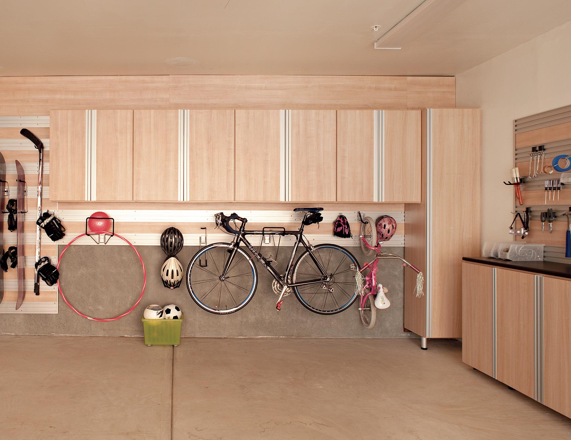 Custom Garage Storage Cabinets | Garage Organization ...