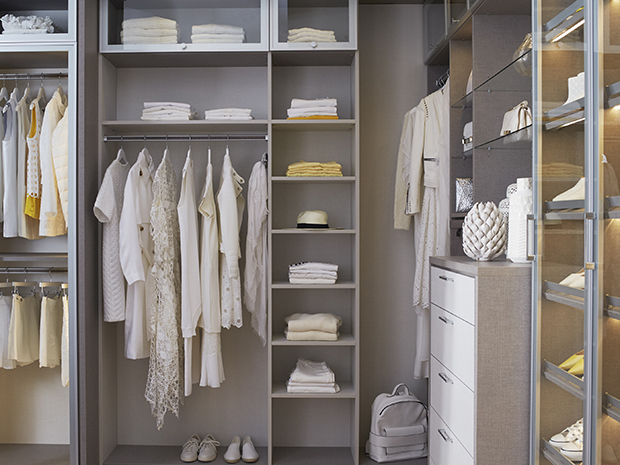 How Pro Organizers Arrange a Closet for Maximum Storage