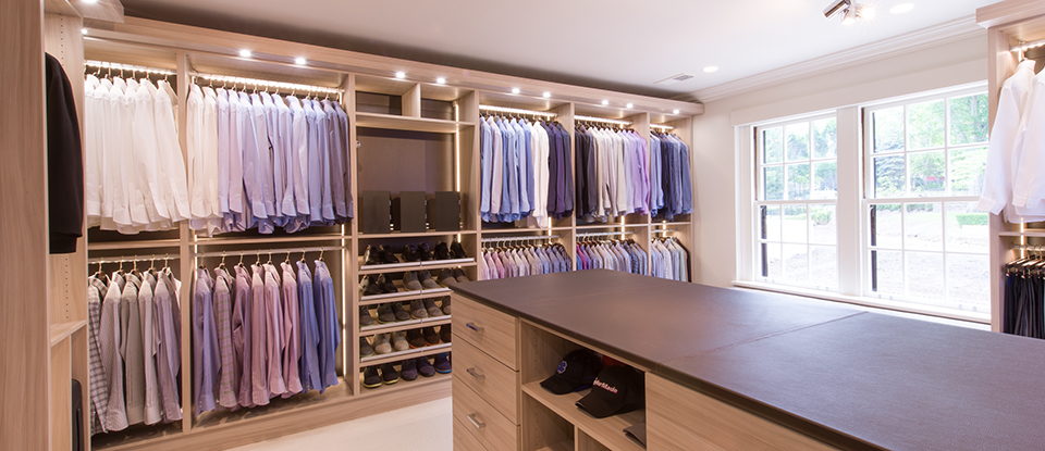Exclusive Tesoro™ Finishes Collection