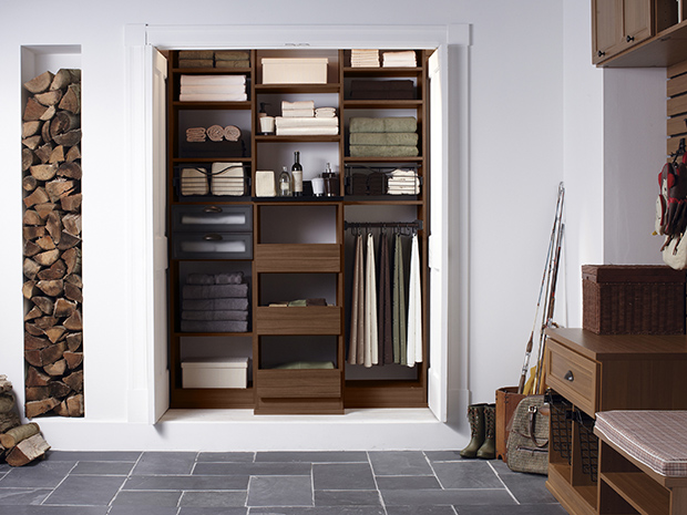 California Closets Virginia Beach - Custom Linen Closet System